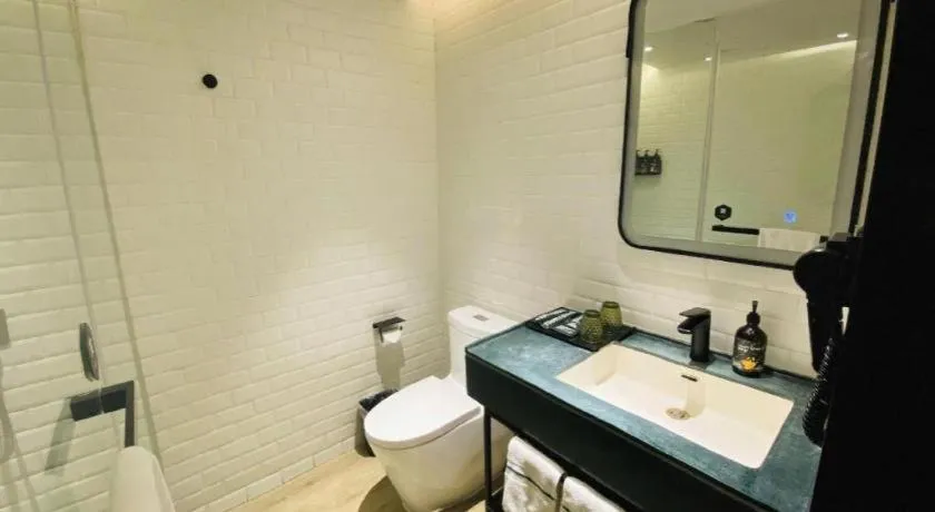 Premier City Comfort Hotel Wuhan Yellow Crane Shouyi Road Metro Station