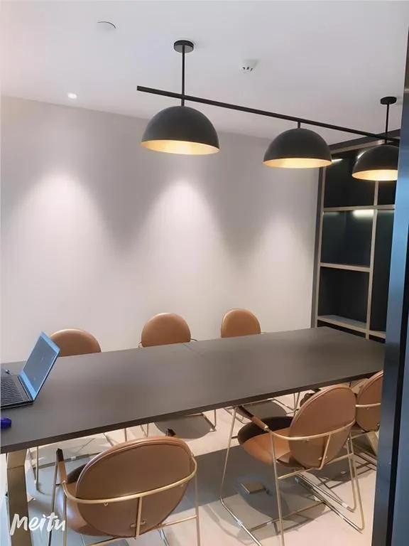 Premier City Comfort Hotel Wuhan Yellow Crane Shouyi Road Metro Station