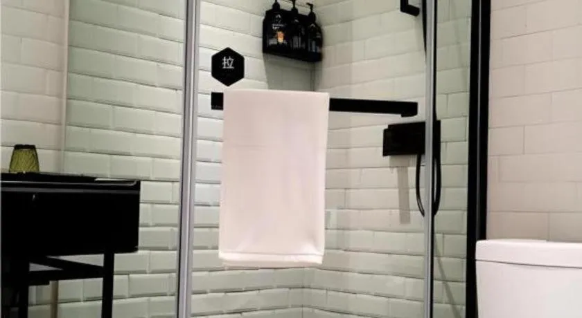 Premier City Comfort Hotel Wuhan Yellow Crane Shouyi Road Metro Station