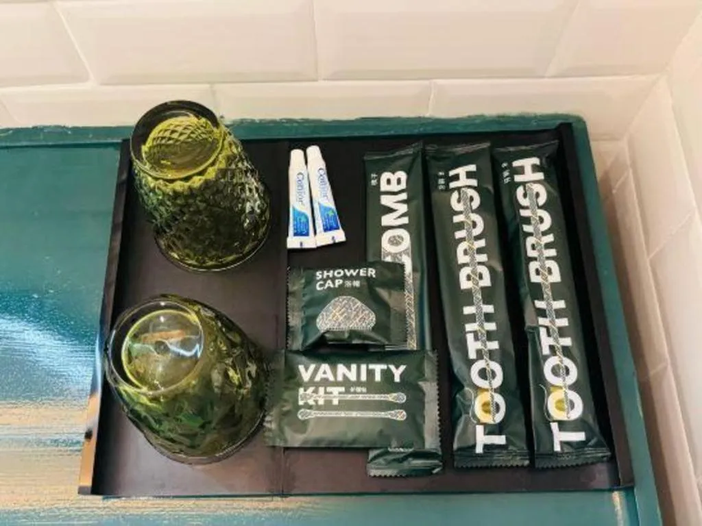 Premier City Comfort Hotel Wuhan Yellow Crane Shouyi Road Metro Station