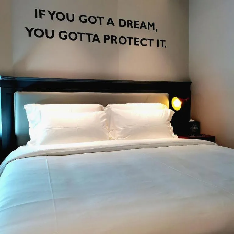 Bed in Premier City Comfort Hotel Wuhan Yellow Crane Shouyi Road Metro Station