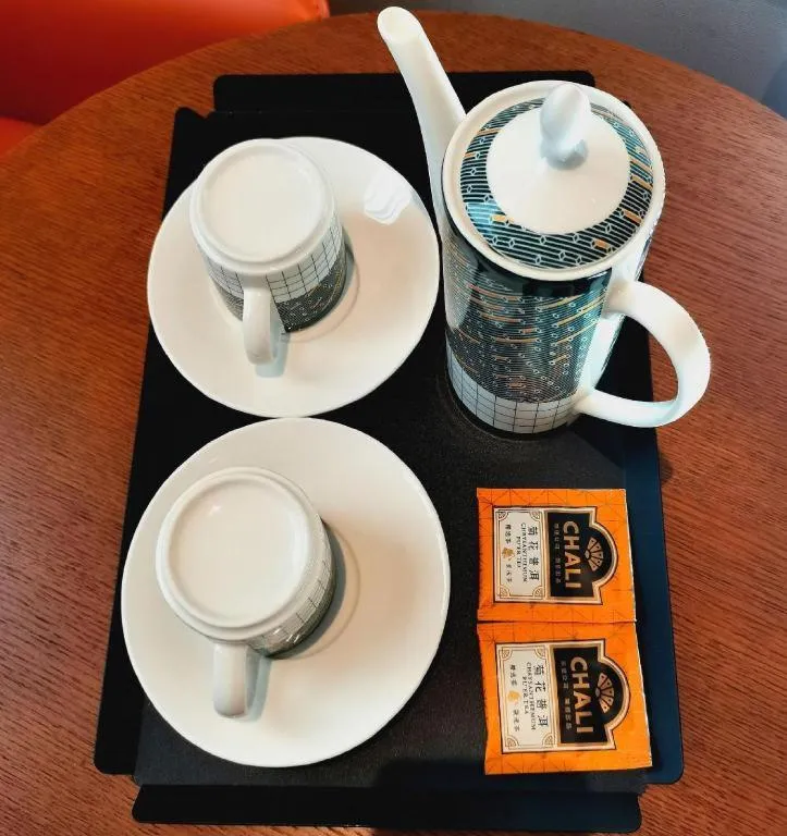 Premier City Comfort Hotel Wuhan Yellow Crane Shouyi Road Metro Station