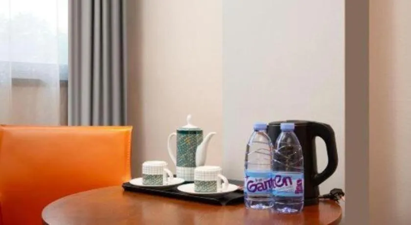 Premier City Comfort Hotel Wuhan Yellow Crane Shouyi Road Metro Station