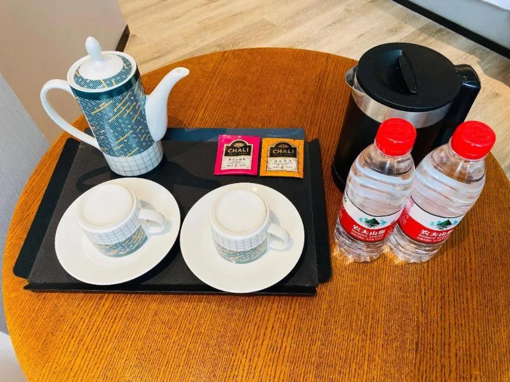 Premier City Comfort Hotel Wuhan Yellow Crane Shouyi Road Metro Station