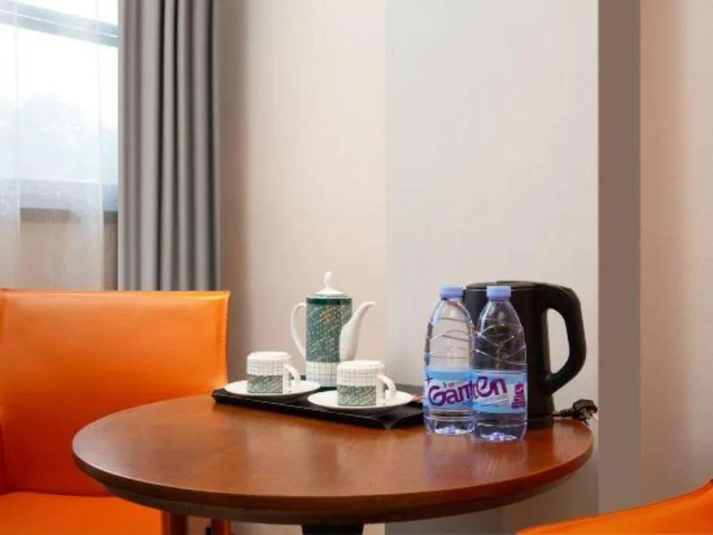 Premier City Comfort Hotel Wuhan Yellow Crane Shouyi Road Metro Station