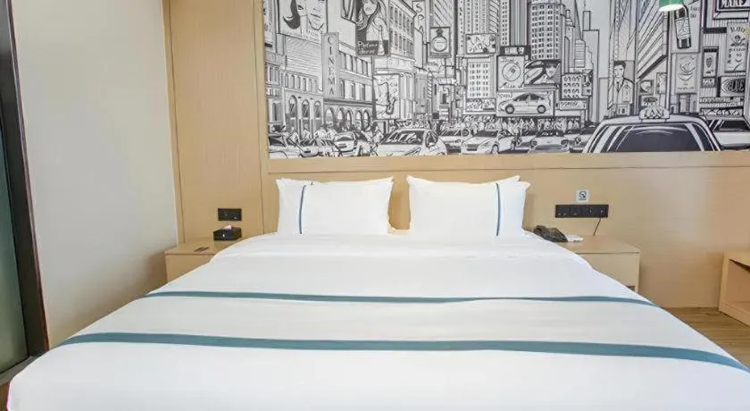 Bed in City Comfort Inn Yangxin High-speed Railway Station