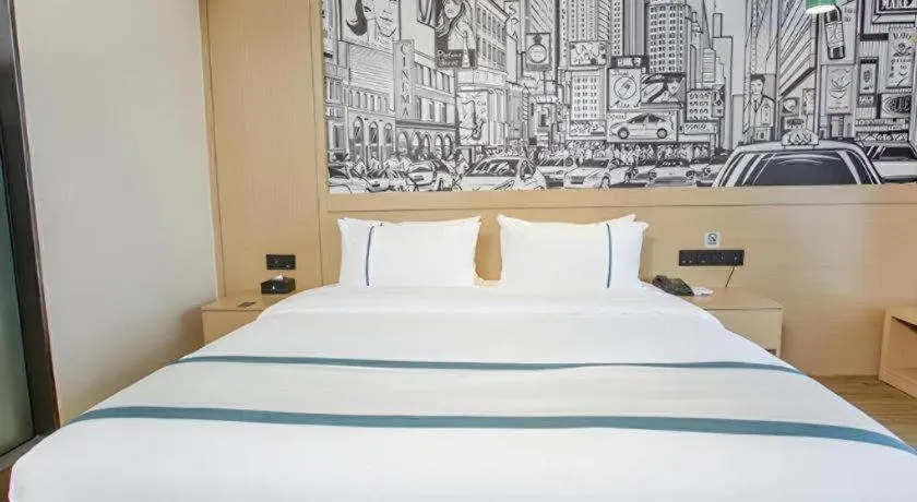 Bed in City Comfort Inn Yangxin High-speed Railway Station