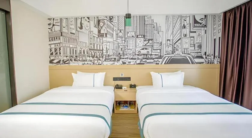 Bed in City Comfort Inn Yangxin High-speed Railway Station