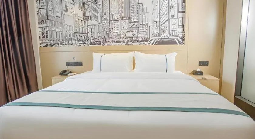 Bed in City Comfort Inn Yangxin High-speed Railway Station