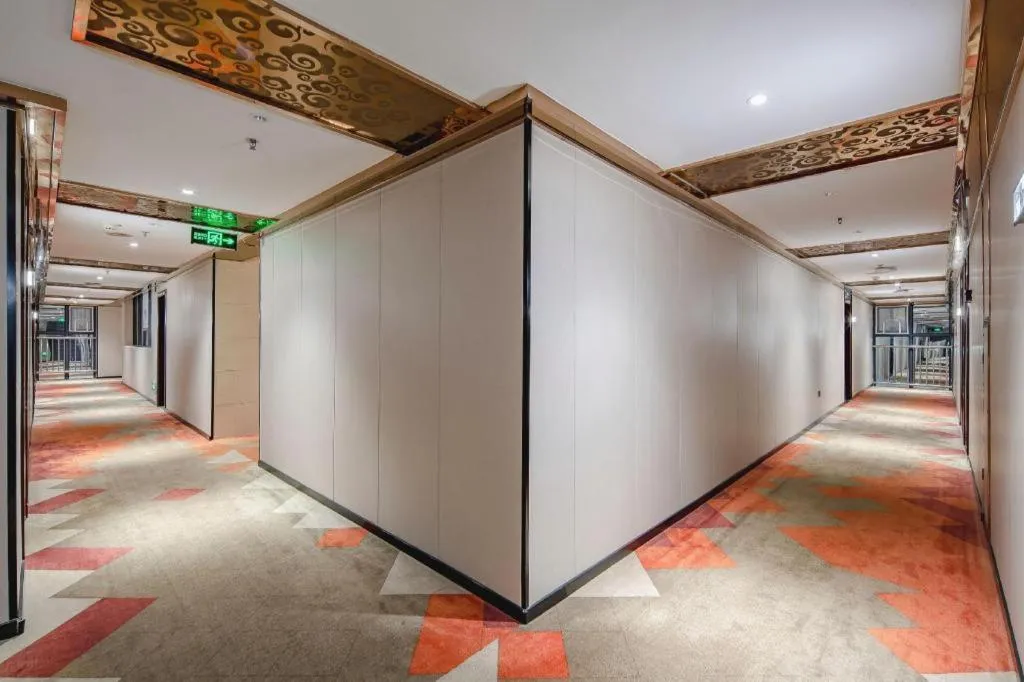 Borrman Hotel Fangchenggang Cross-sea Bridge