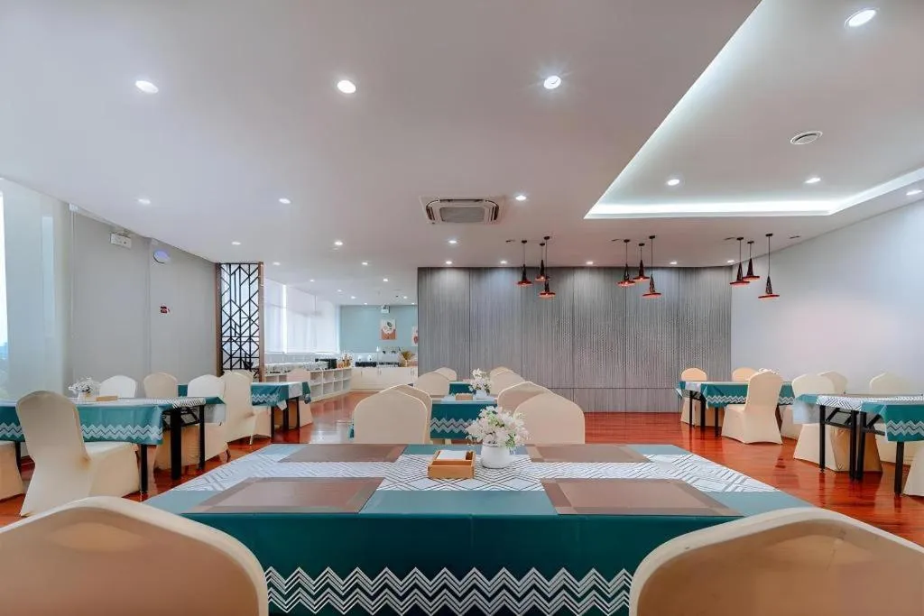 Borrman Hotel Liuzhou High-Speed Railway Station