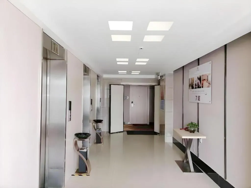 Borrman Hotel Liuzhou High-Speed Railway Station