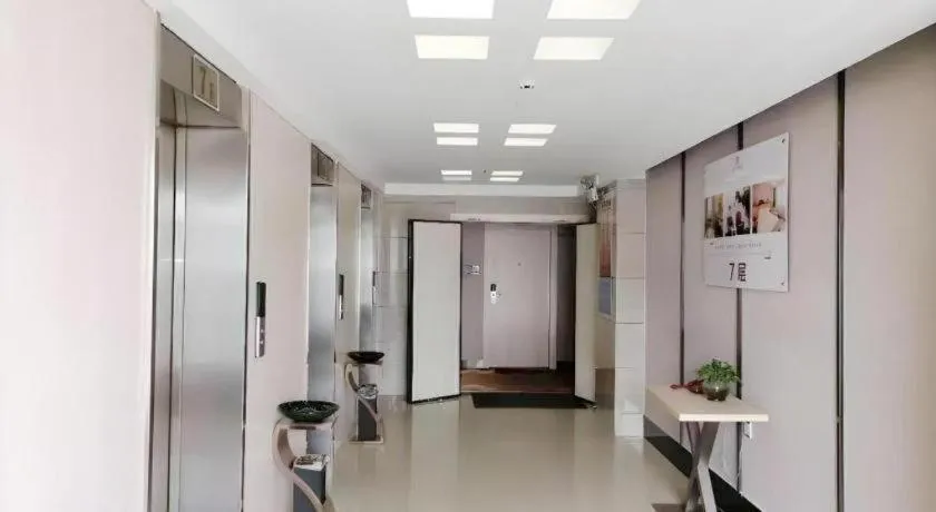 Borrman Hotel Liuzhou High-Speed Railway Station