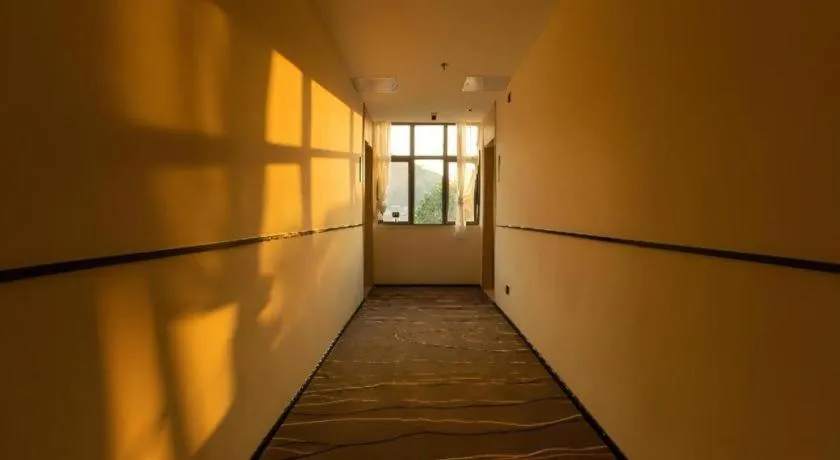 City Comfort Inn Shaoguan Biguiyuan Phoenix City Gold Village