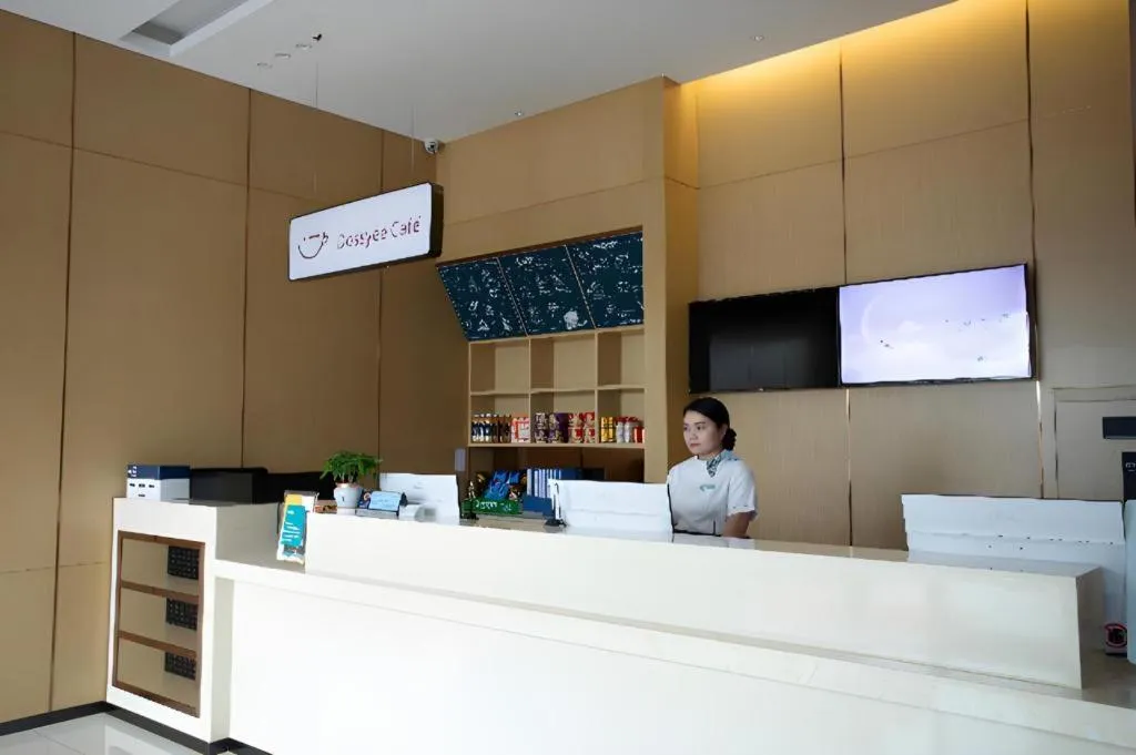 City Comfort Inn Huaihua East Station