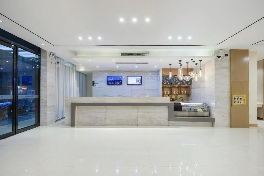 City Comfort Inn Fengshan Hongjun Road