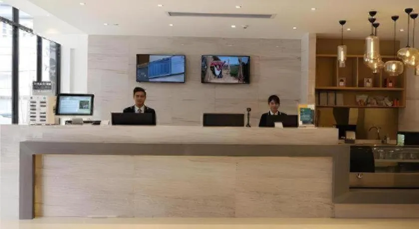 City Comfort Inn Fengshan Hongjun Road