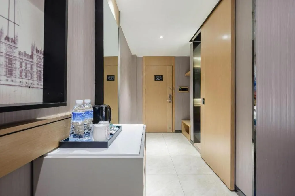 City Comfort Inn Fengshan Hongjun Road