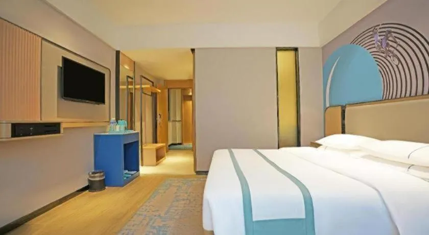 Bed in City Comfort Inn Fengshan Hongjun Road