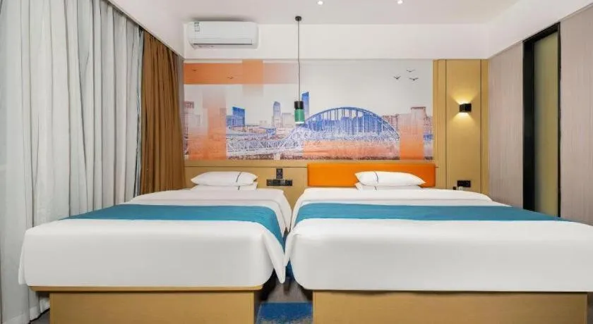 Bed in City Comfort Inn Fengshan Hongjun Road