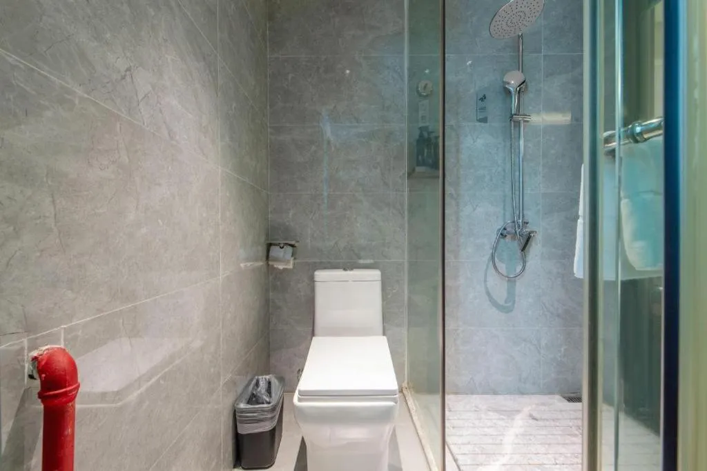 Borrman Hotel Yunfu Xinxing County Bus Station