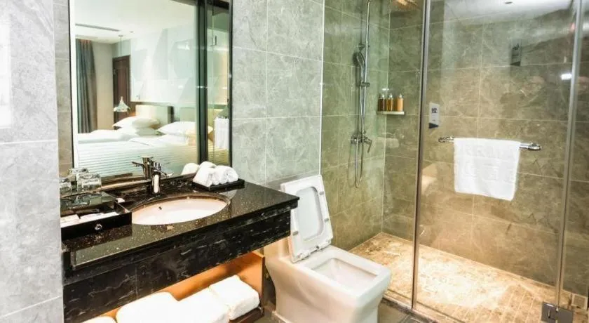 Borrman Hotel Yunfu Xinxing County Bus Station