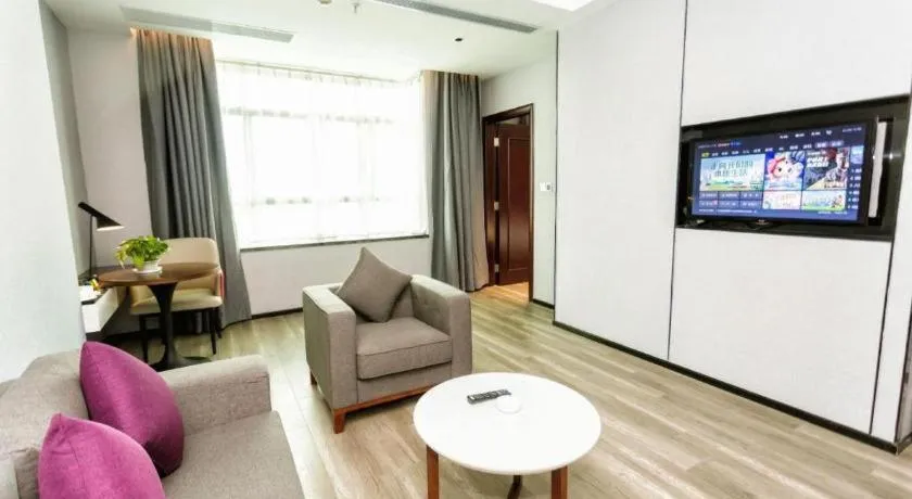 Borrman Hotel Yunfu Xinxing County Bus Station