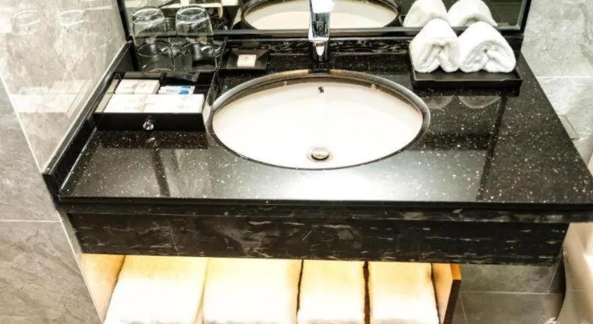 Borrman Hotel Yunfu Xinxing County Bus Station