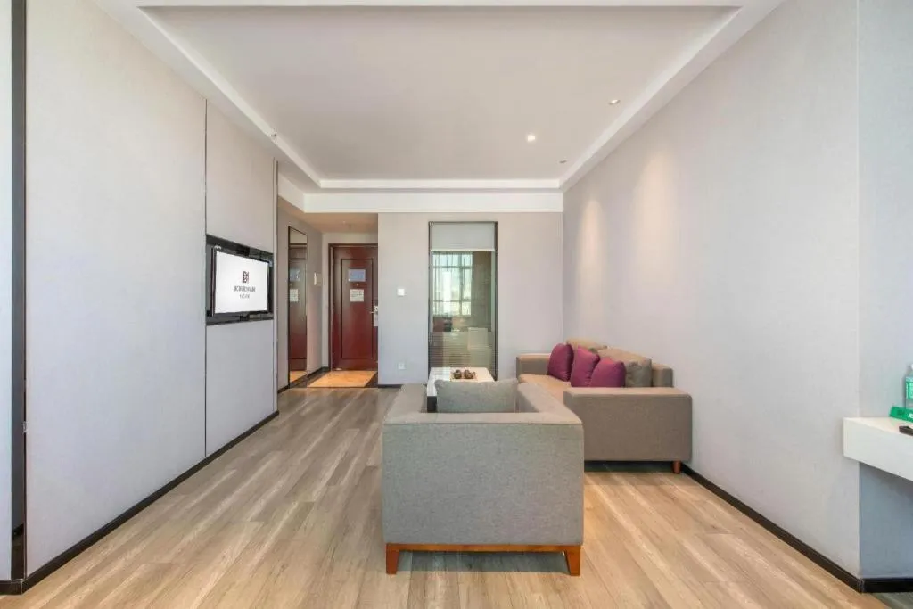 Borrman Hotel Yunfu Xinxing County Bus Station