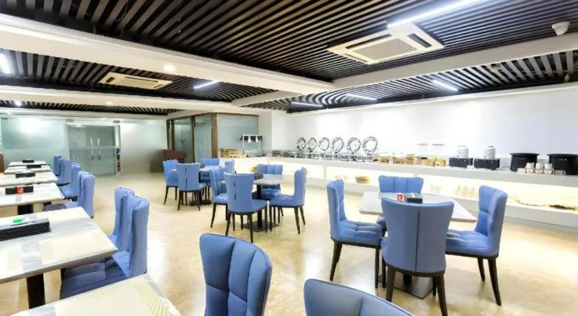 Borrman Hotel Yunfu Xinxing County Bus Station