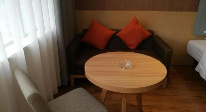 Bed in JTOUR Inn Yulin Bobai County Government Cultural Pedestrian Street