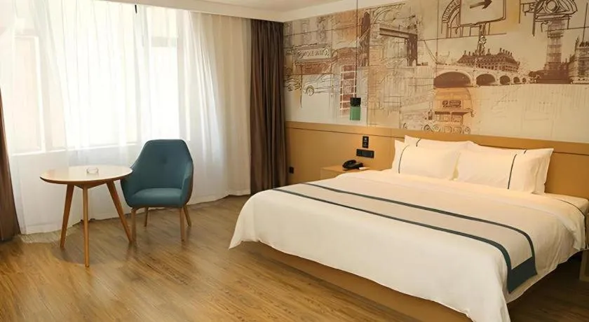 Bed in City Comfort Inn Maoming Binhai New Area Diancheng