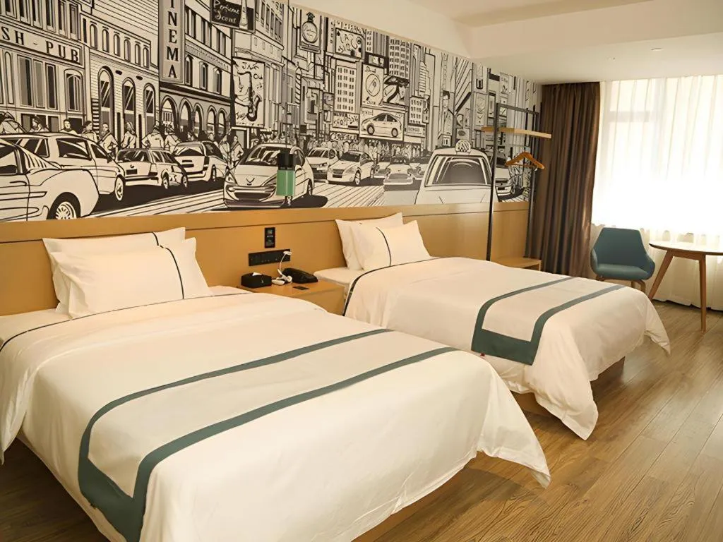 Bed in City Comfort Inn Maoming Binhai New Area Diancheng