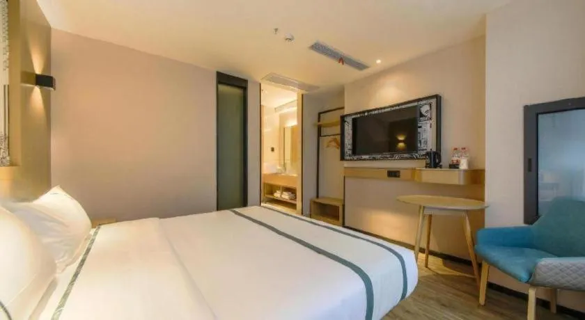 Bed in City Comfort Inn Zhongxiang Mochou Avenue