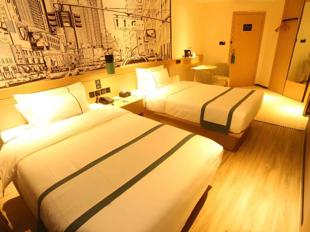 Bed in City Comfort Inn Dalian Changxin Dao Santang Commercial Street