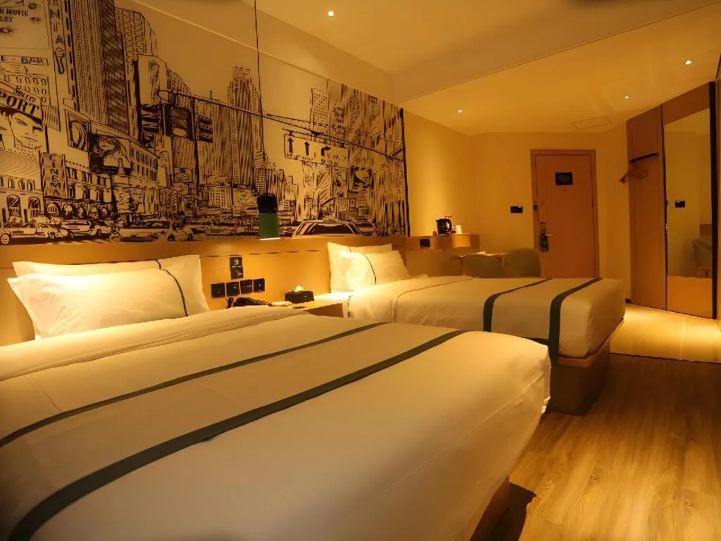 Bed in City Comfort Inn Dalian Changxin Dao Santang Commercial Street