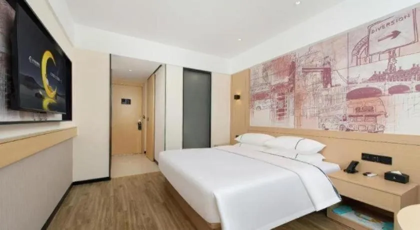 Bed in City Comfort Inn Dalian Changxin Dao Santang Commercial Street