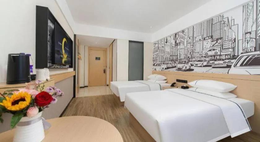 Bed in City Comfort Inn Dalian Changxin Dao Santang Commercial Street