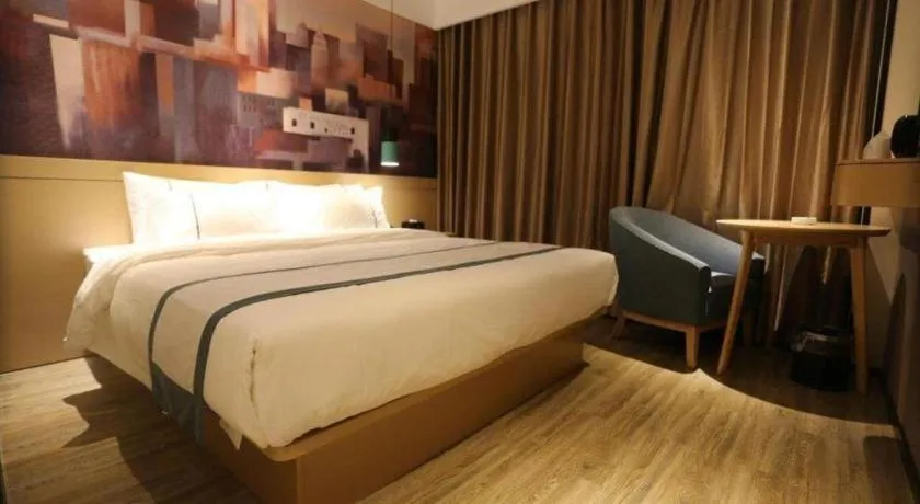 Bed in City Comfort Inn Dalian Changxin Dao Santang Commercial Street