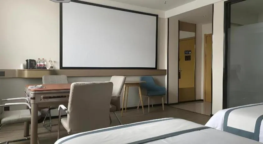 Bed in City Comfort Inn Chenzhou Rucheng