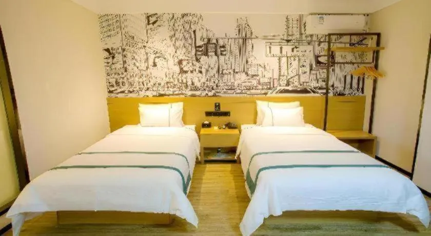 Bed in City Comfort Inn Chenzhou Rucheng