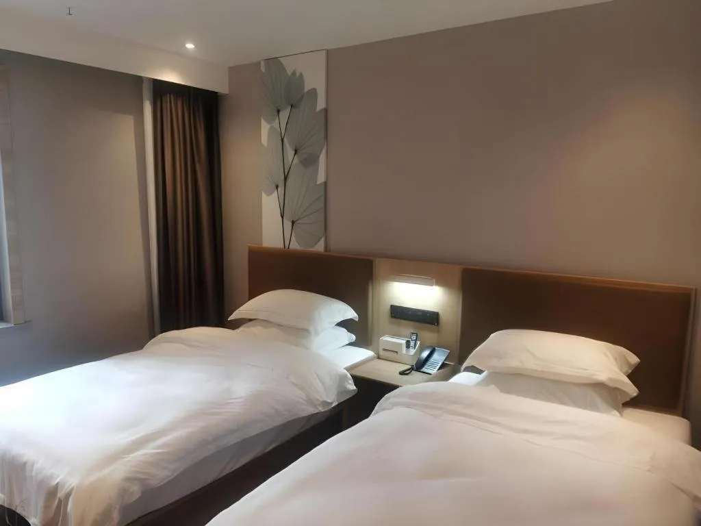 Bed in Green Tree Inn Express Huainan Xiejiaji District Orient Guangji Hospital