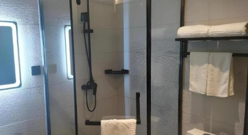 Green Tree Inn Express Huainan Xiejiaji District Orient Guangji Hospital