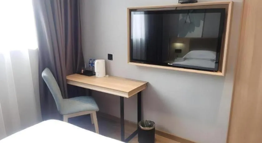 Bed in Green Tree Inn Express Huainan Xiejiaji District Orient Guangji Hospital