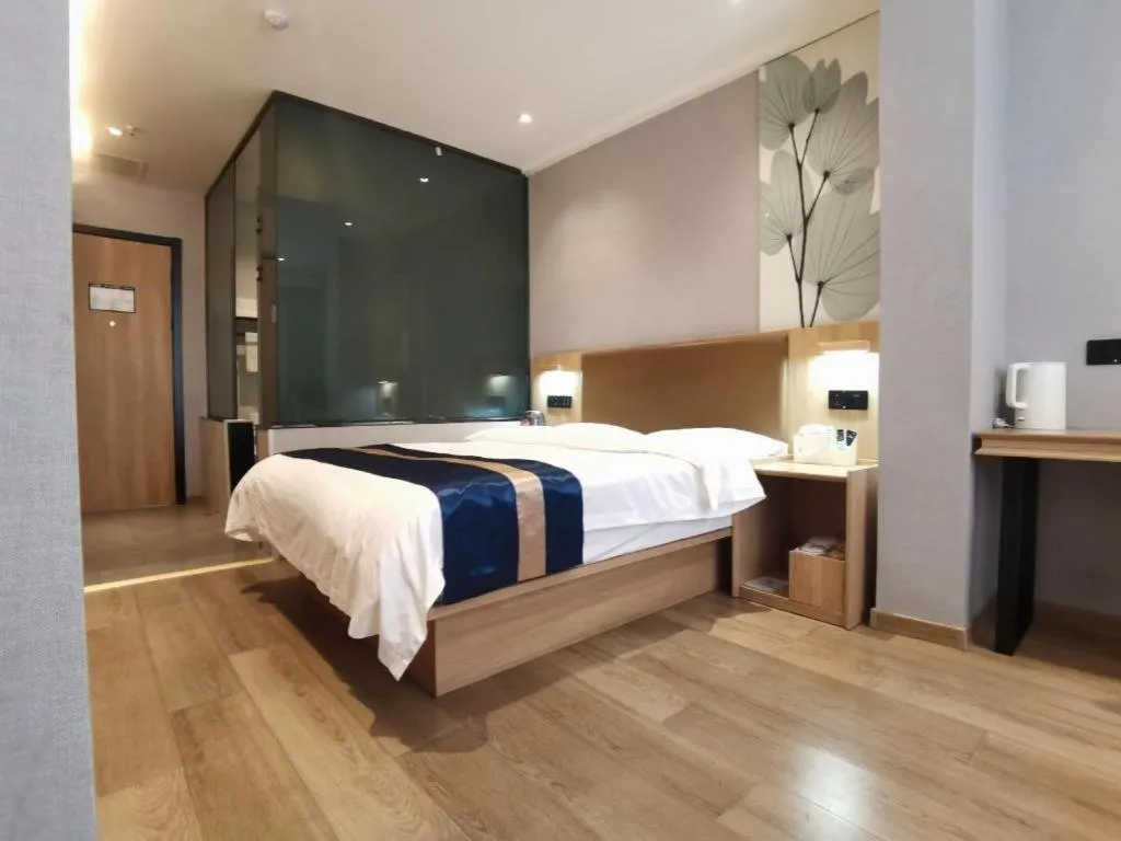 Bed in Green Tree Inn Express Huainan Xiejiaji District Orient Guangji Hospital