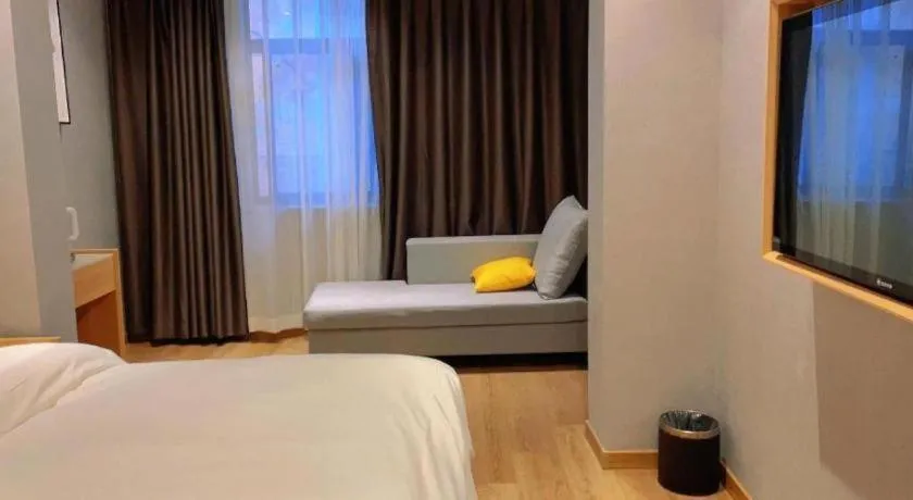 Bed in Green Tree Inn Express Huainan Xiejiaji District Orient Guangji Hospital