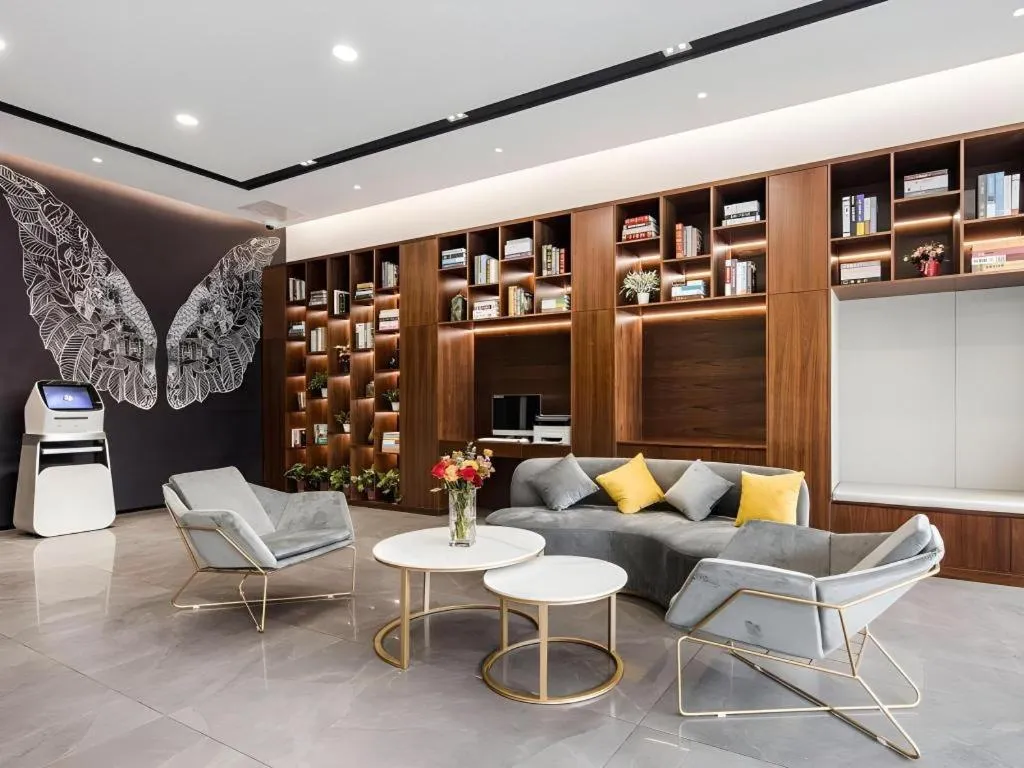 GEM Hotel Changzhou Xuejia'aoyuan North High-Speed Railway Station