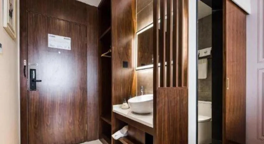 GEM Hotel Changzhou Xuejia'aoyuan North High-Speed Railway Station