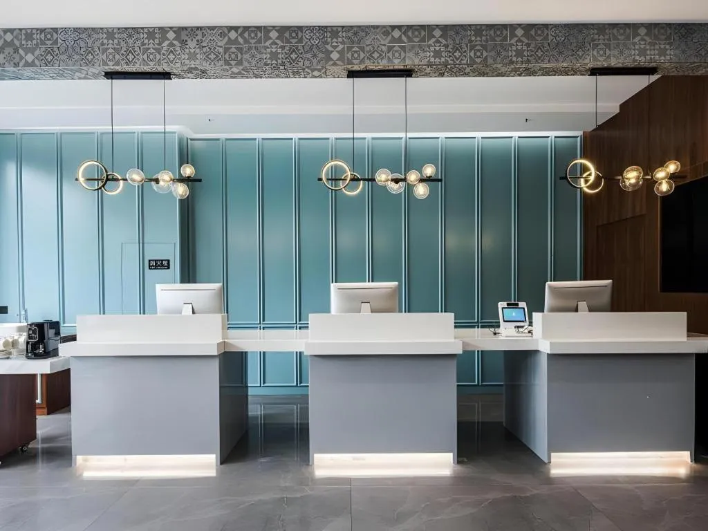 GEM Hotel Changzhou Xuejia'aoyuan North High-Speed Railway Station