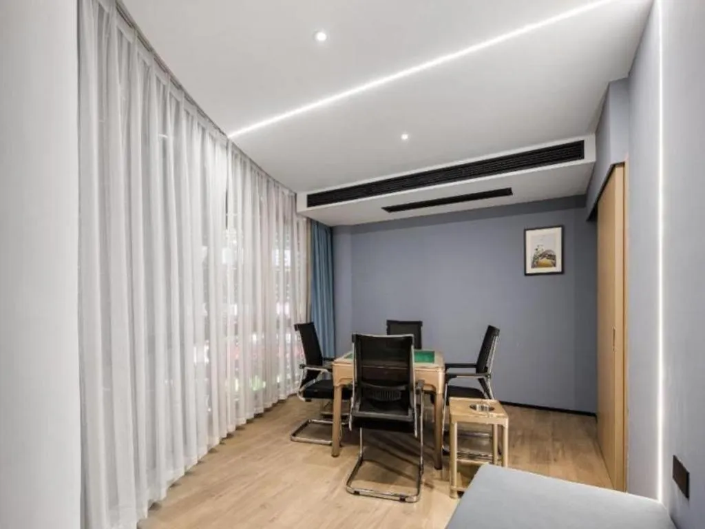 GEM Hotel Changzhou Xuejia'aoyuan North High-Speed Railway Station